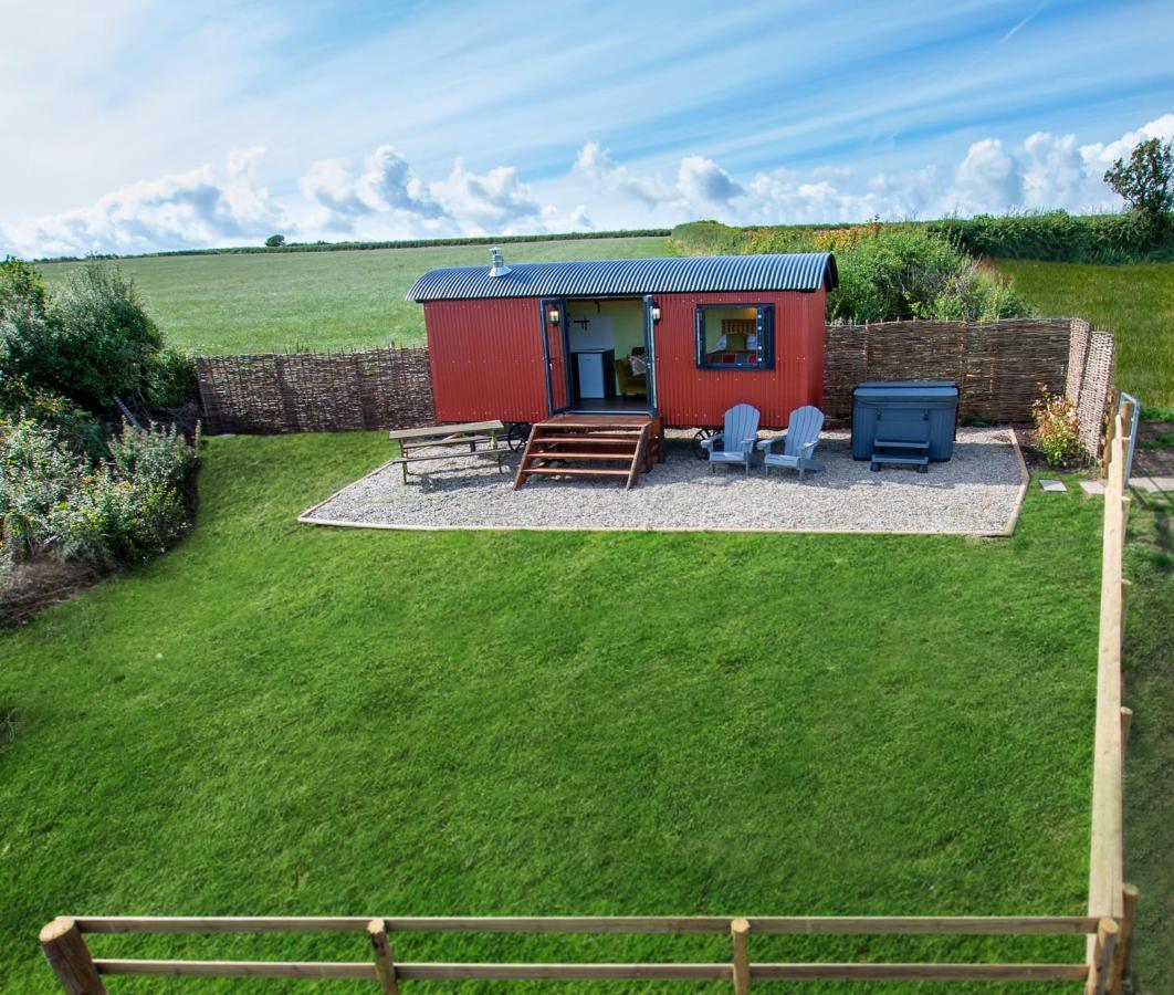 The Gambo Shepherd'S Hut Kidwelly Bagian luar foto